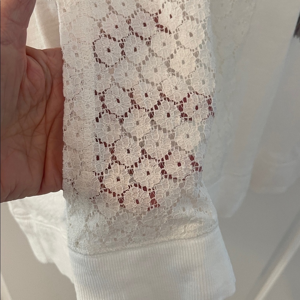 Shyanne White Hooded Pullover with Embroidered Accents and Lace - Picture 5 of 11